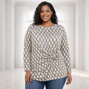 2 for $15 Liz Claiborne Top Size L Gold Buckle Detail Modern Classic Blouse